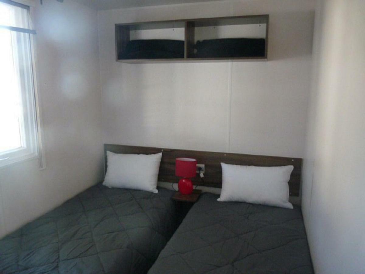 Mobile Home Ht De Gamme Climatise Dans Le Camping **** De La Reserve Gastes Экстерьер фото