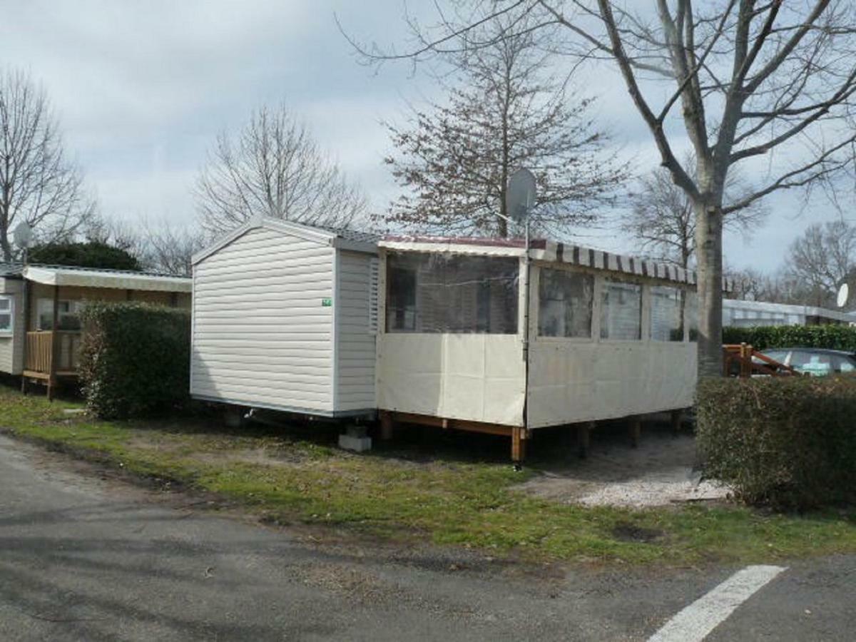 Mobile Home Ht De Gamme Climatise Dans Le Camping **** De La Reserve Gastes Экстерьер фото