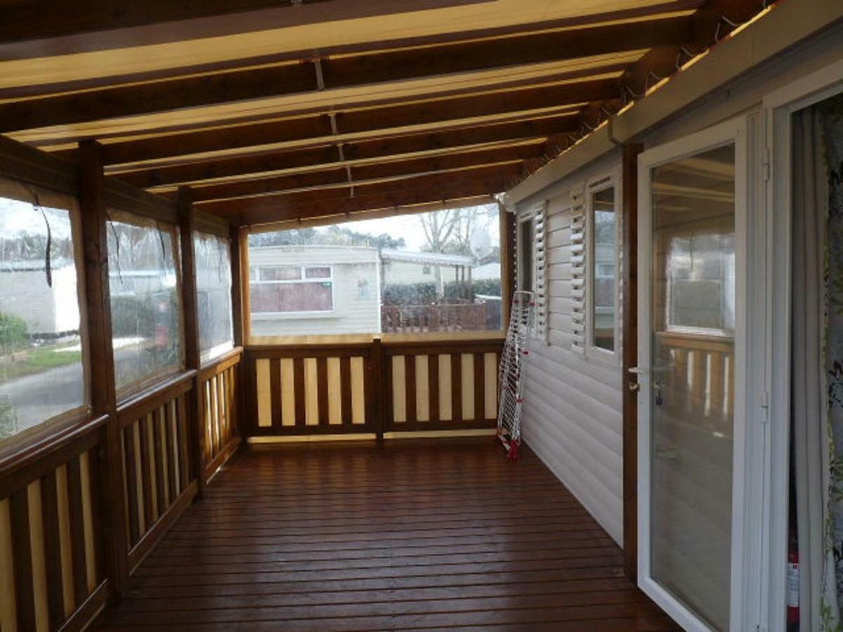 Mobile Home Ht De Gamme Climatise Dans Le Camping **** De La Reserve Gastes Экстерьер фото