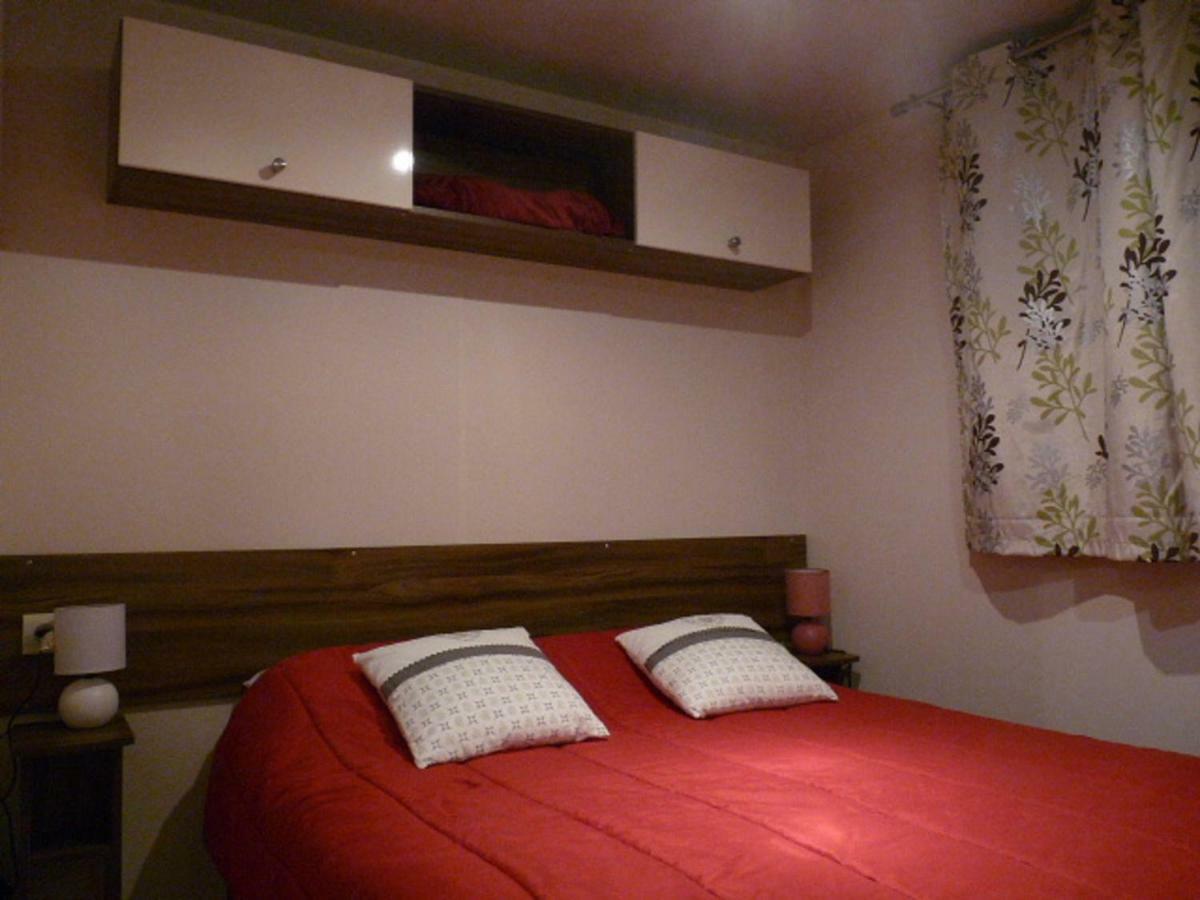 Mobile Home Ht De Gamme Climatise Dans Le Camping **** De La Reserve Gastes Экстерьер фото